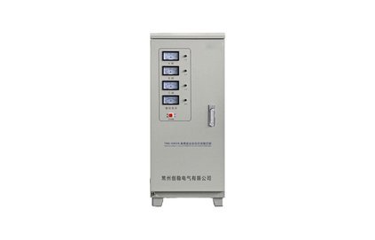 高精度全自動三相交流穩(wěn)壓器